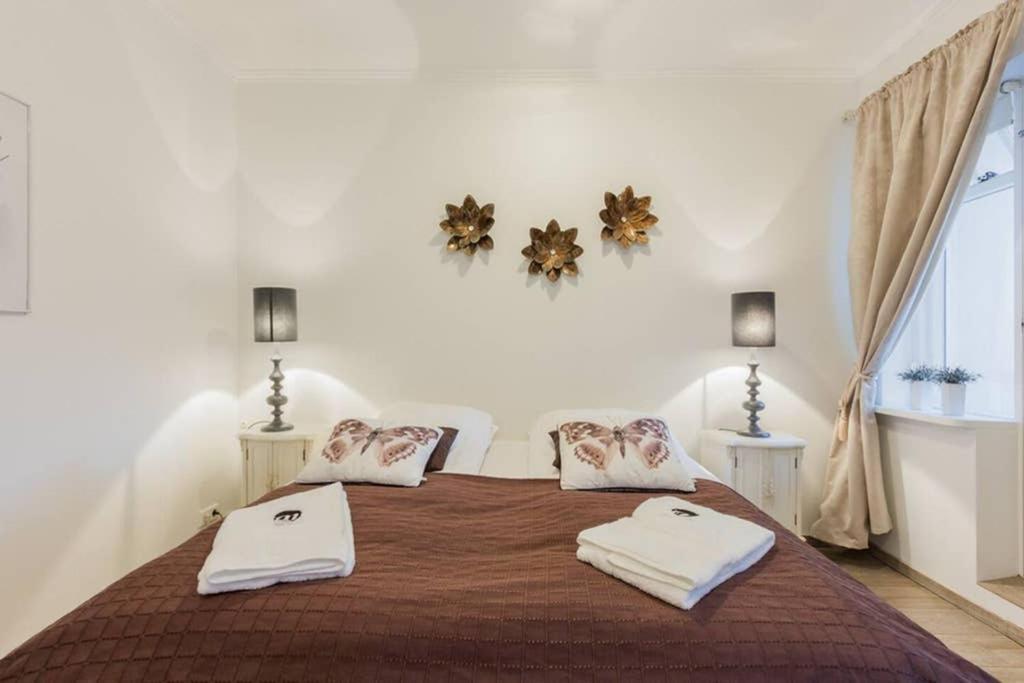 Superb Central Location, No Car Needed - Spacious Akureyri Exterior photo