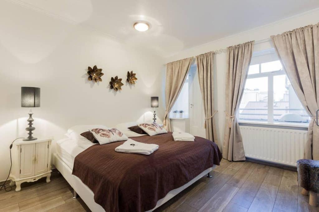 Superb Central Location, No Car Needed - Spacious Akureyri Exterior photo